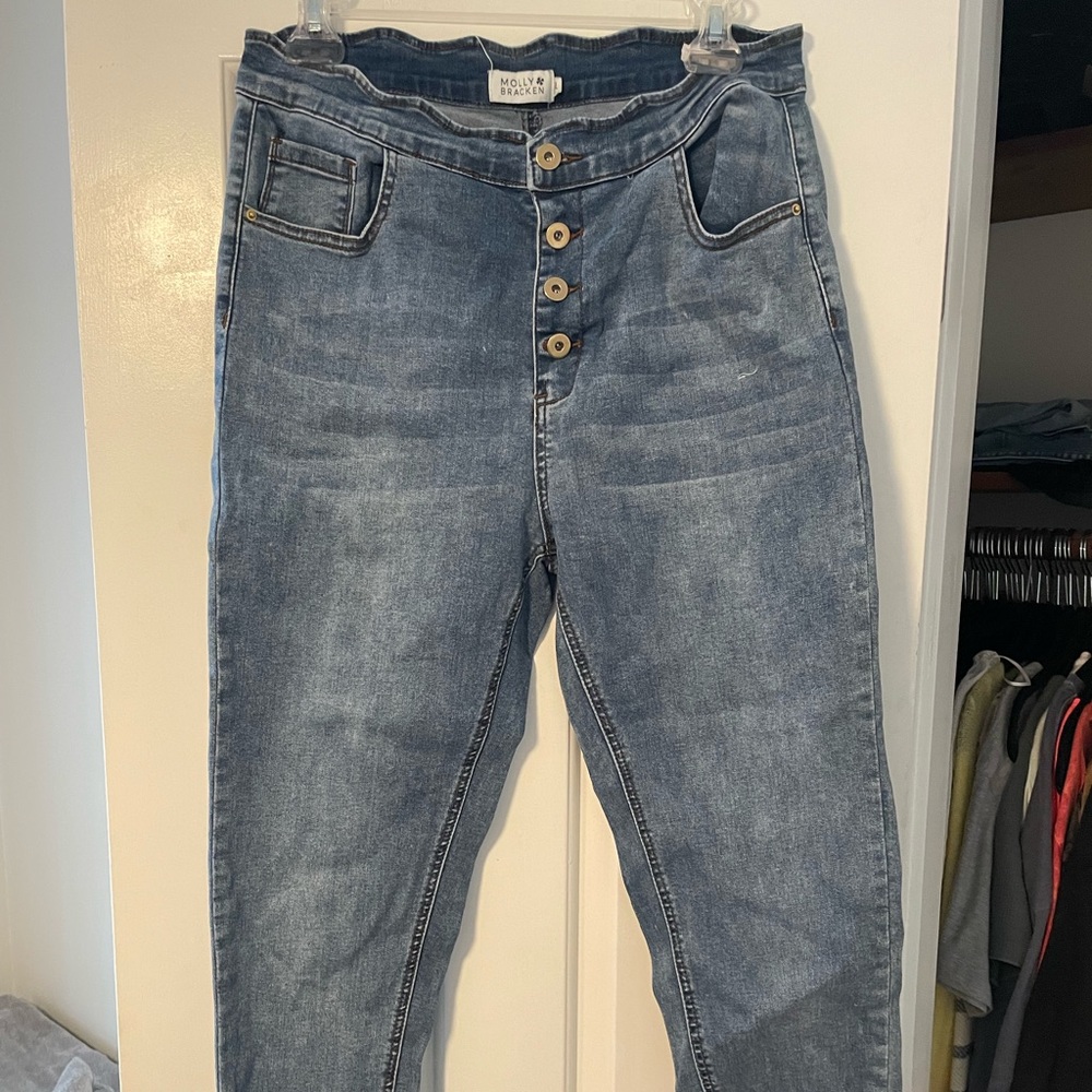 Boutique Scalloped Ankle Length Jeans